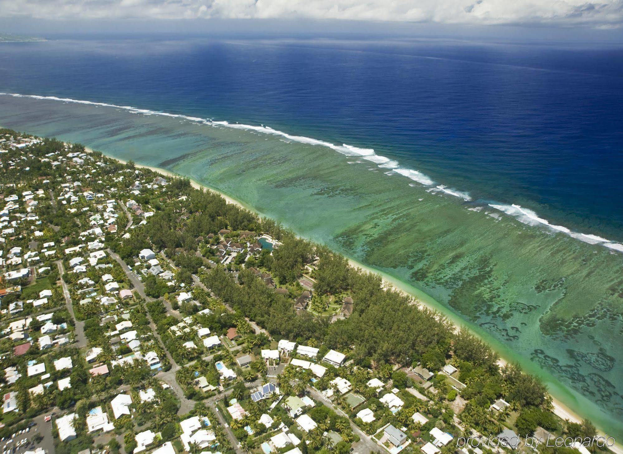Lux* Saint Gilles Resort Exterior photo Aerial view of Trou aux Biches