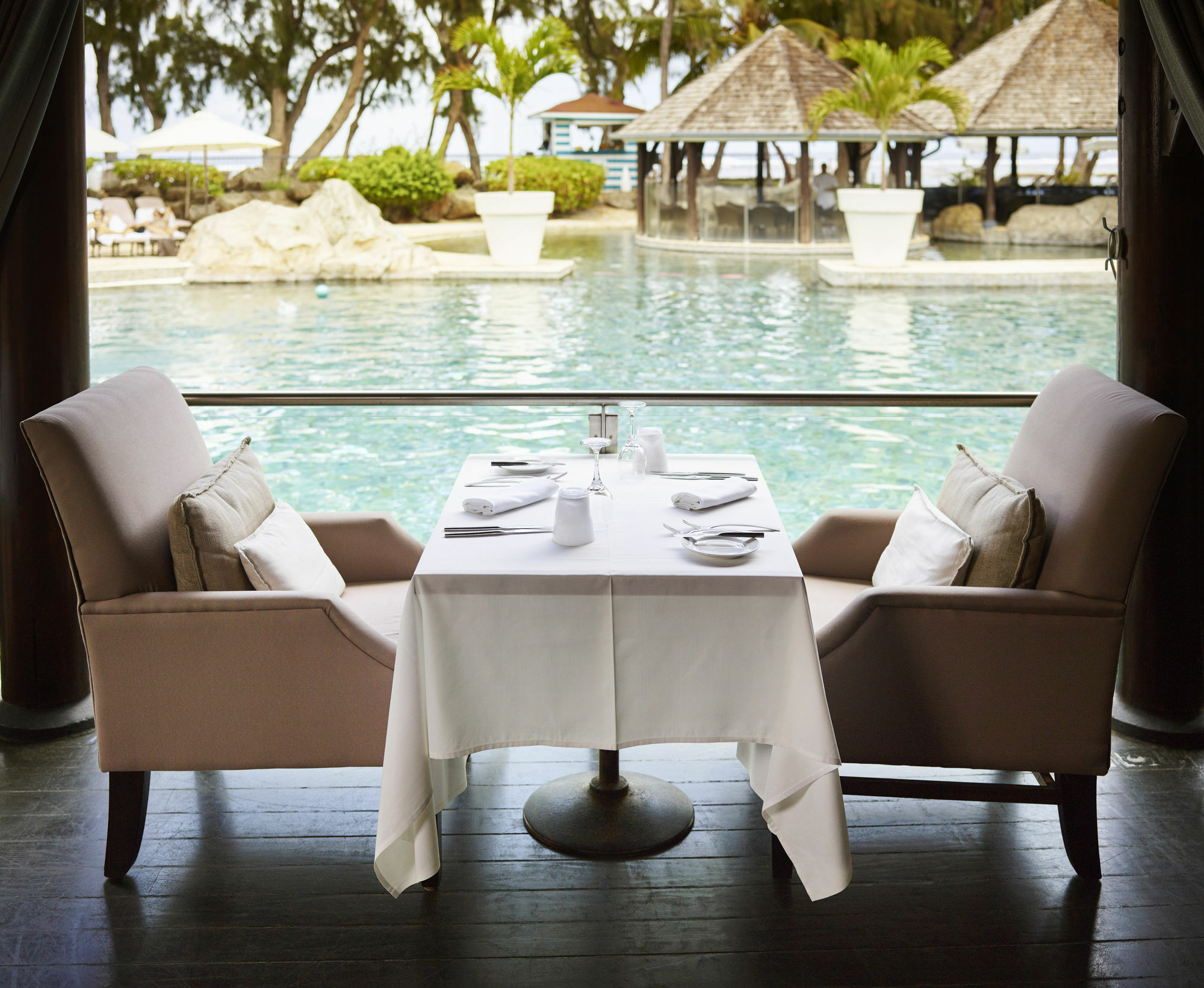 Lux* Saint Gilles Resort Exterior photo The Beach Club